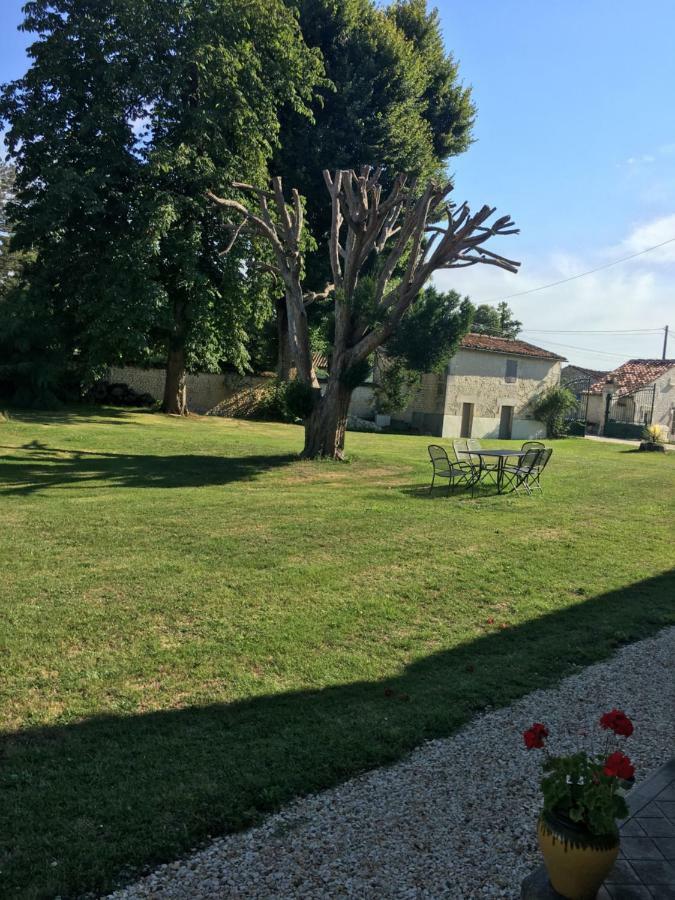 Logis De L'Arceau Bed & Breakfast Celles  Exterior photo